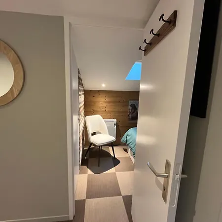 Duplex 2alpes Centre Apartment *